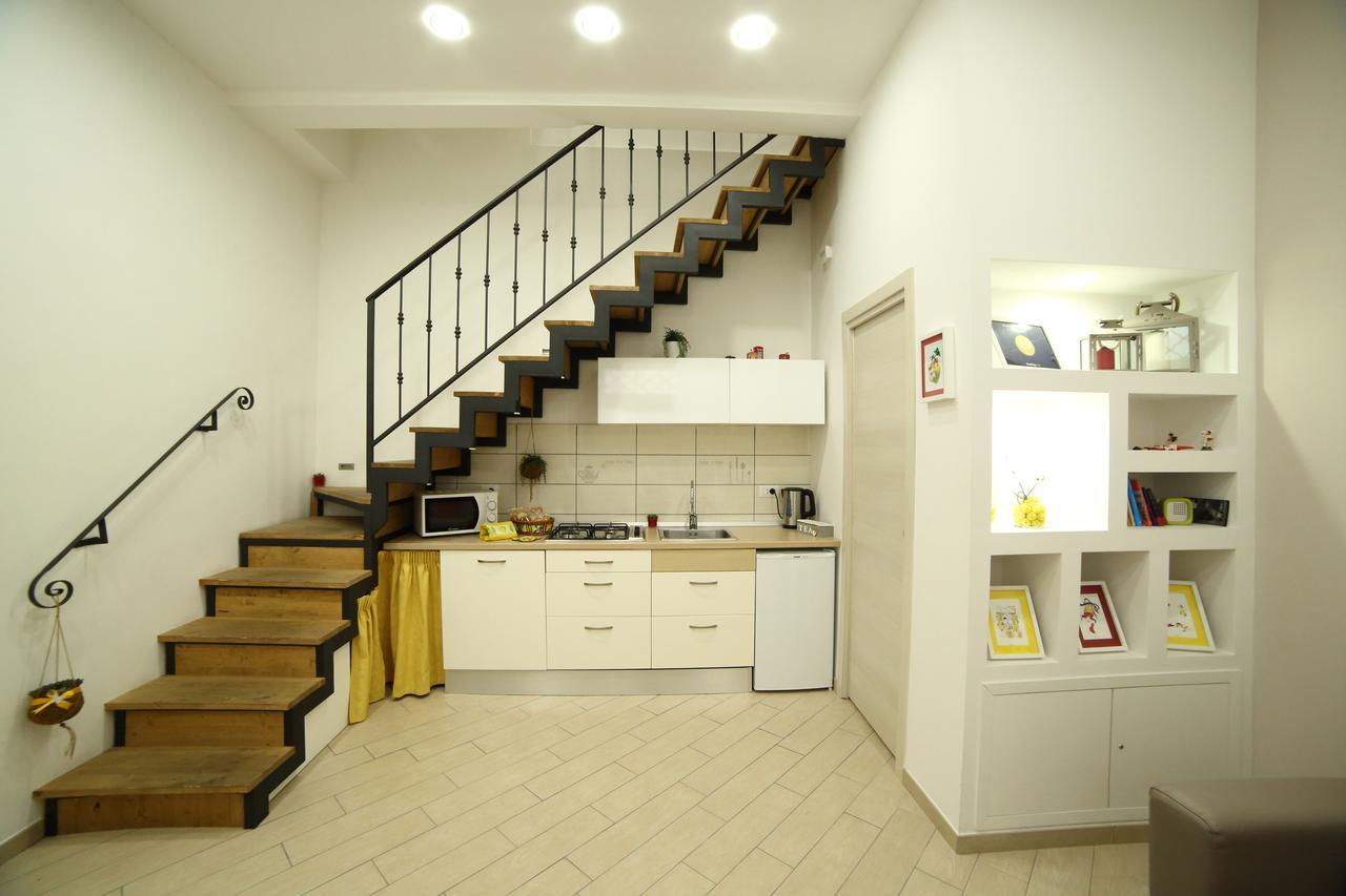 Lemon House Apartment เนเปิลส์ ภายนอก รูปภาพ