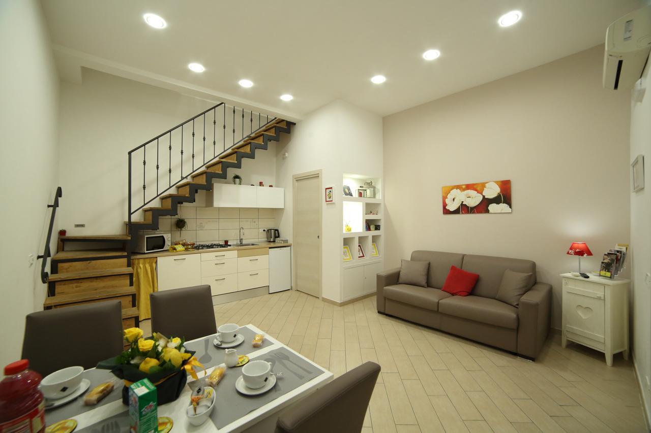 Lemon House Apartment เนเปิลส์ ภายนอก รูปภาพ